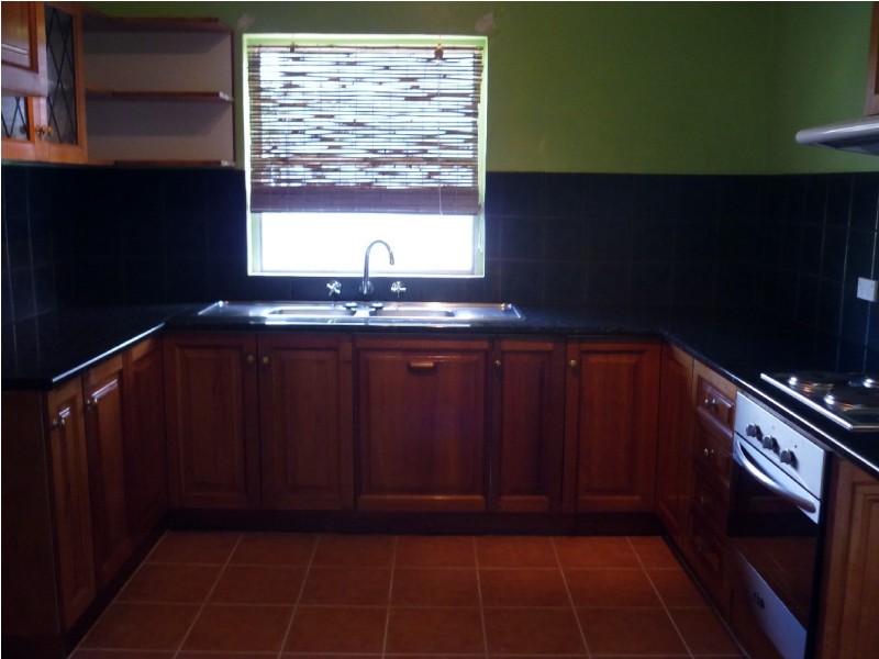 2/69 Lake Entrance Road, Warilla NSW 2528