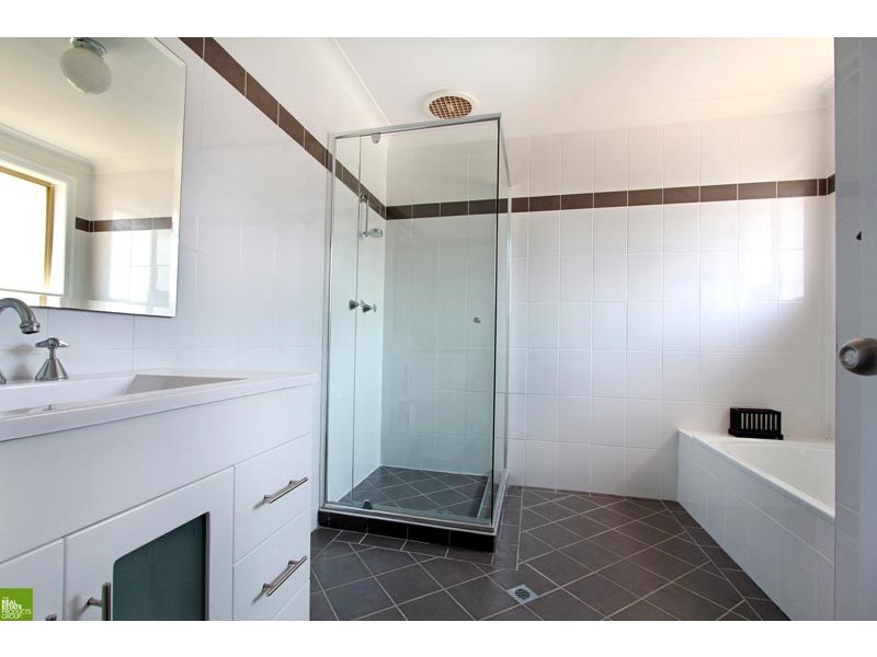 3/13 Grove Circuit, Lake Illawarra NSW 2528