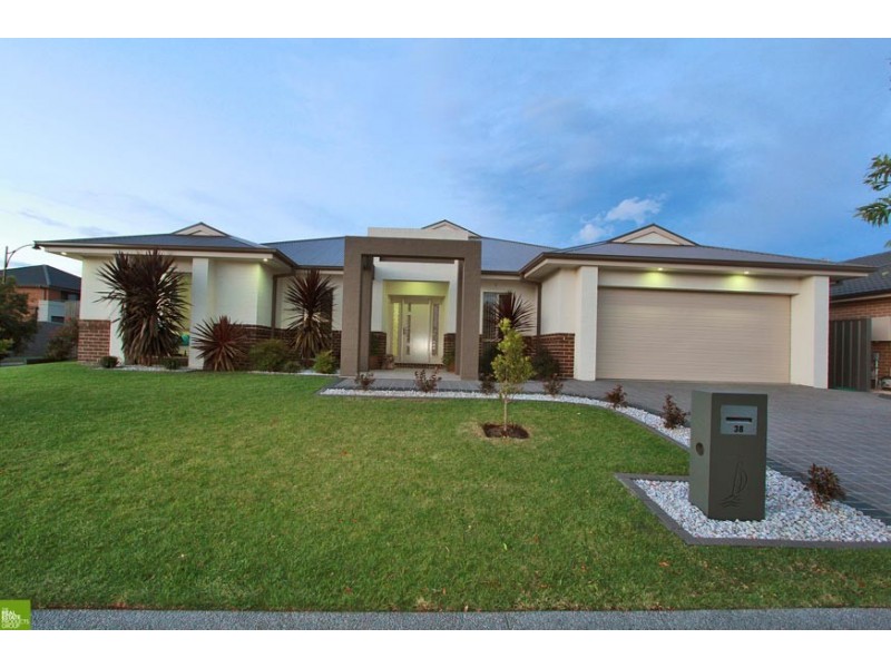 38 Haywards Bay Drive, Haywards Bay NSW 2530