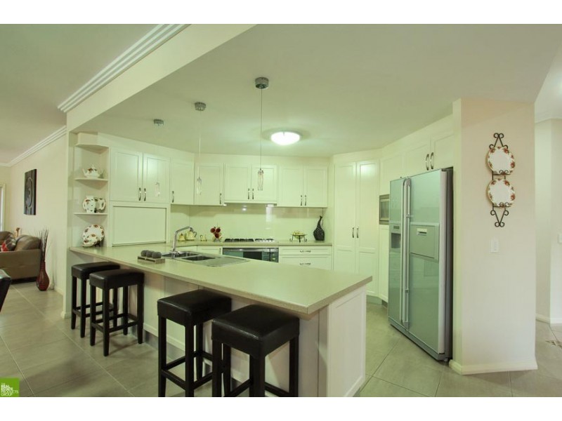 38 Haywards Bay Drive, Haywards Bay NSW 2530