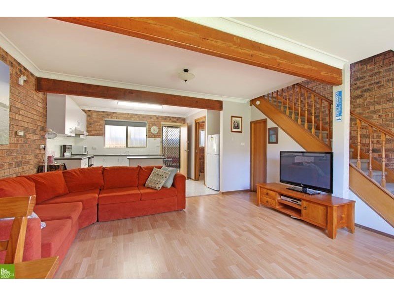 9/11 Commerce Drive, Lake Illawarra NSW 2528