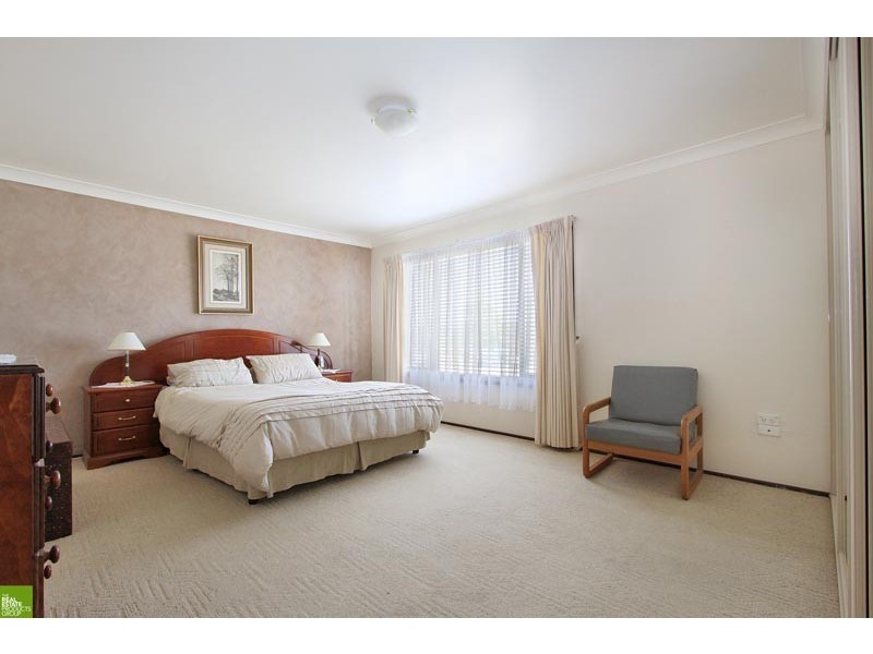 105 Lake Entrance Rd, Barrack Heights NSW 2528