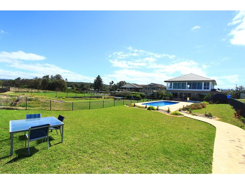 43 Junction Road, Barrack Point NSW 2528