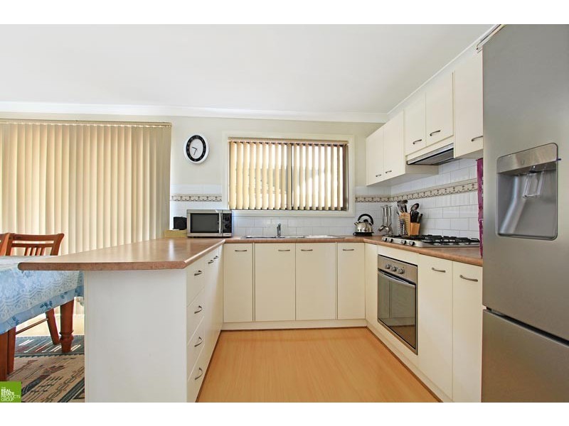 1/8 Carrington Street, Barrack Heights NSW 2528