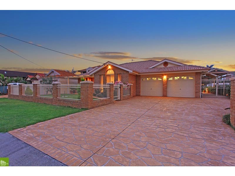 38 Peterborough Avenue, Lake Illawarra NSW 2528