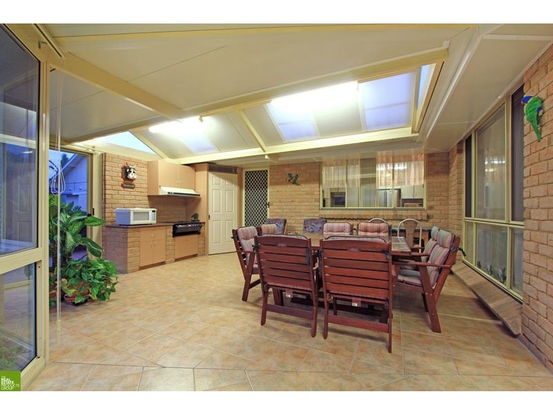 38 Peterborough Avenue, Lake Illawarra NSW 2528