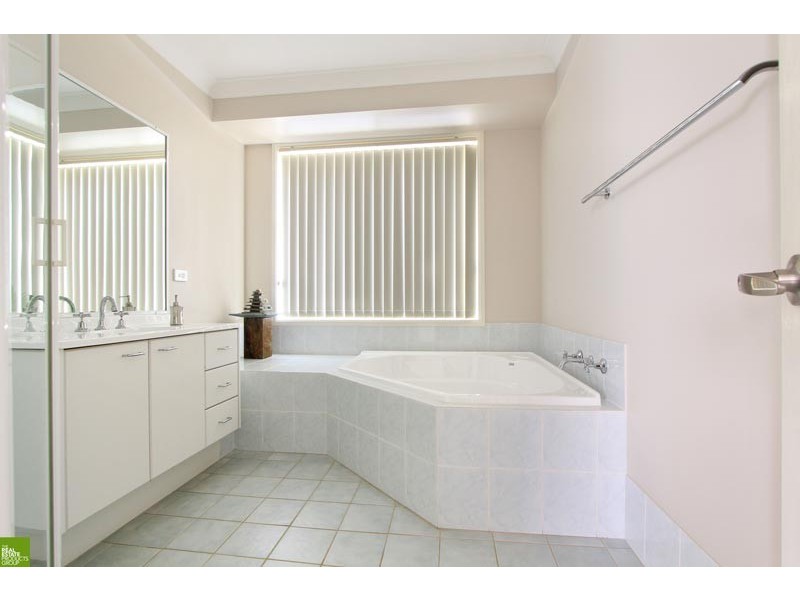 51 Raggamuffin Circuit, Shell Cove NSW 2529