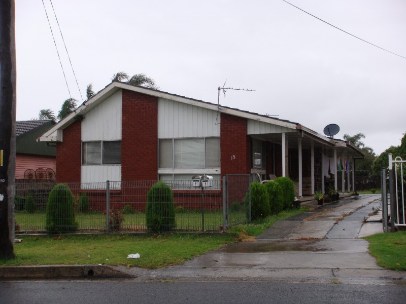 2/15 Lagoon Street, Barrack Heights NSW 2528