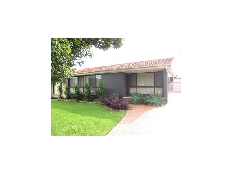 10 Pollock Crescent, Albion Park NSW 2527