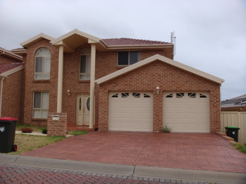 2/10 Brindabella Drive, Shell Cove NSW 2529