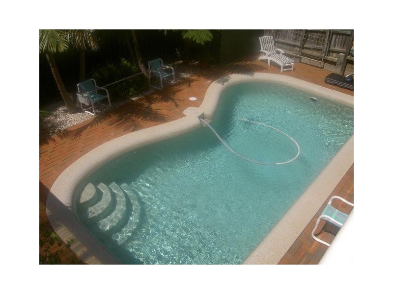 36 Cuthbert Drive, Mount Warrigal NSW 2528