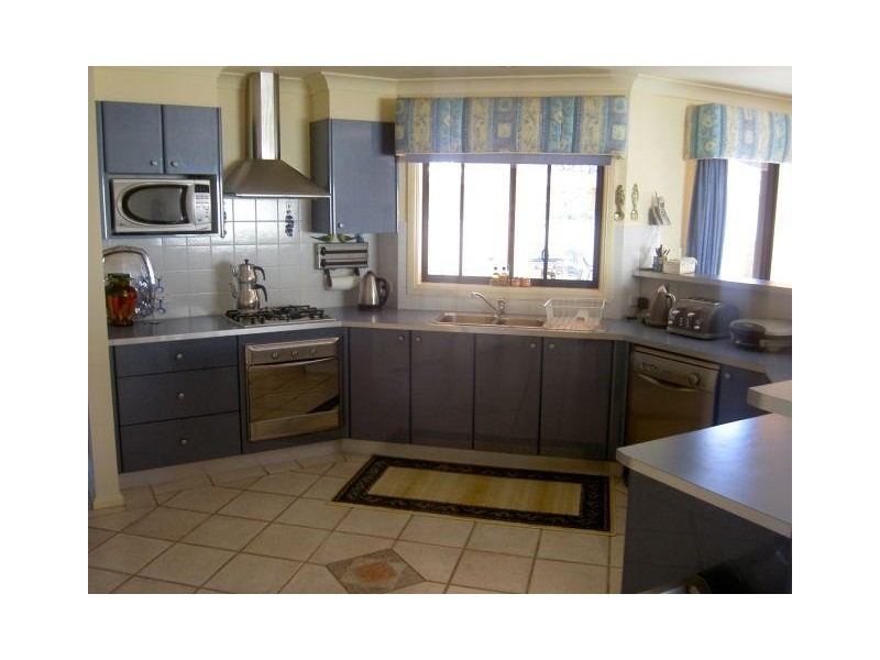 47 Tuggerah Circuit, Flinders NSW 2529