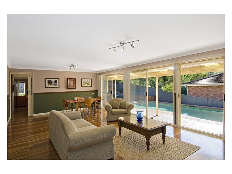 82 Bundanoon Road, Woronora Heights NSW 2233