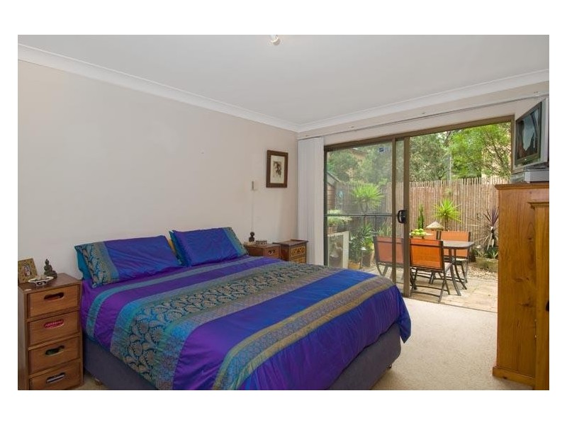 2/87-89 Flora Street, Sutherland NSW 2232