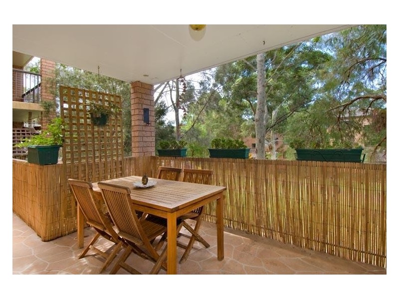 2/87-89 Flora Street, Sutherland NSW 2232