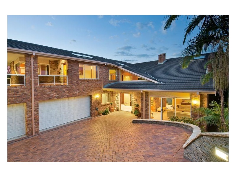 21 Thompson Avenue, Illawong NSW 2234