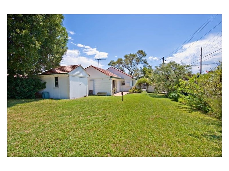 243 Stoney Creek Road, Beverly Hills NSW 2209