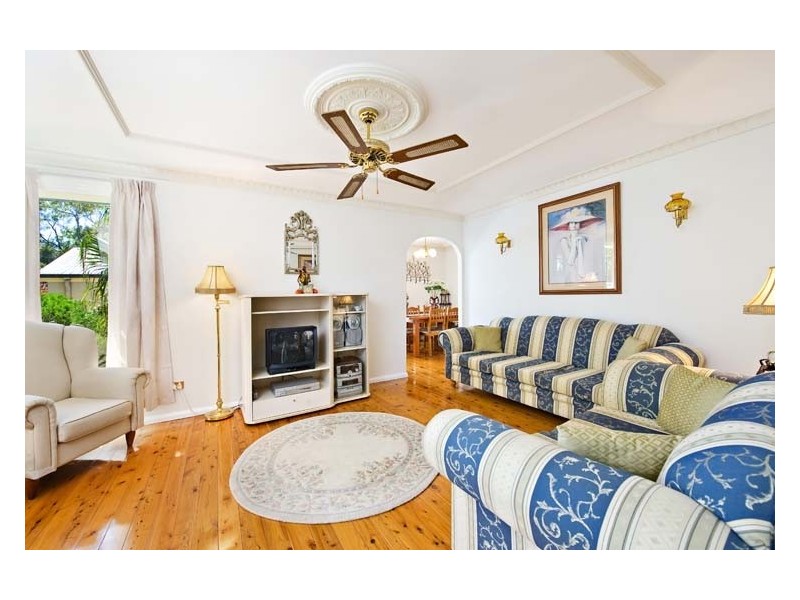 12 Carrington Avenue, Caringbah NSW 2229