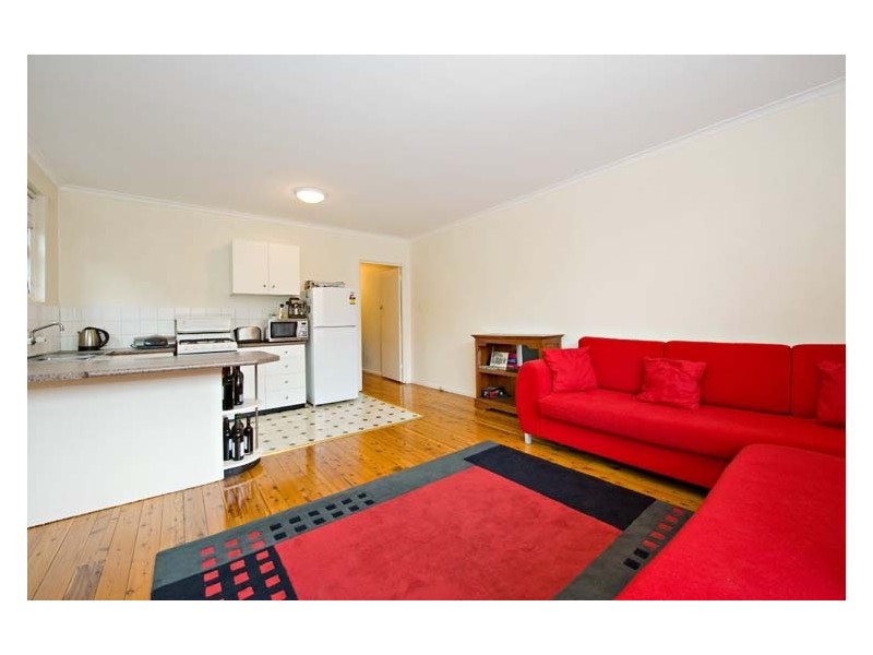 2/7 Kiora Road, Miranda NSW 2228