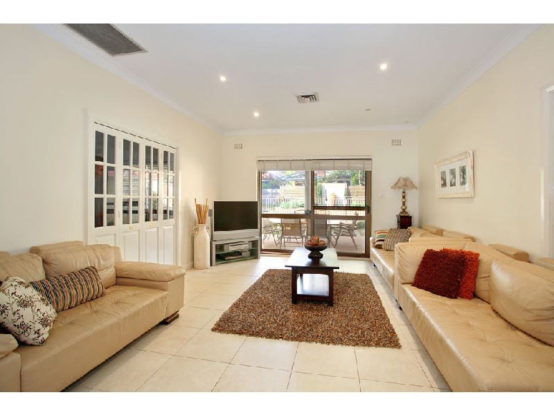 Strathfield NSW 2135