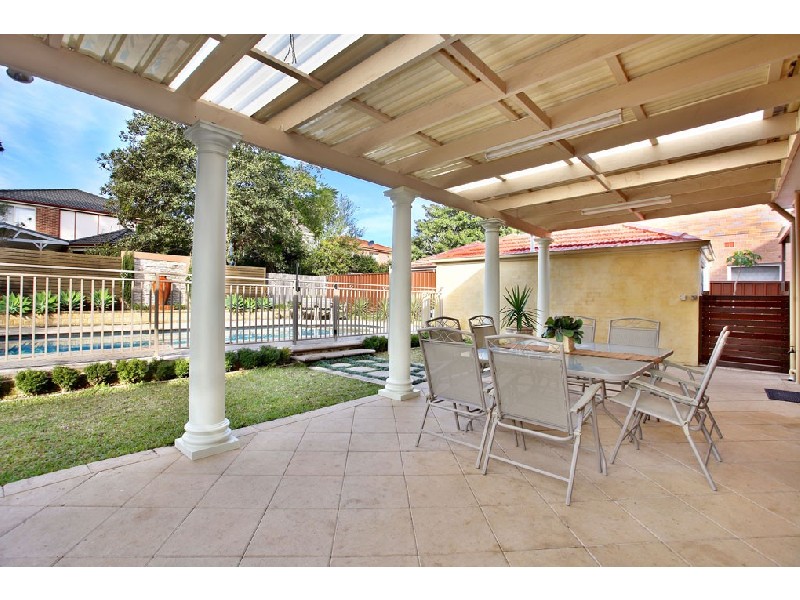 Strathfield NSW 2135