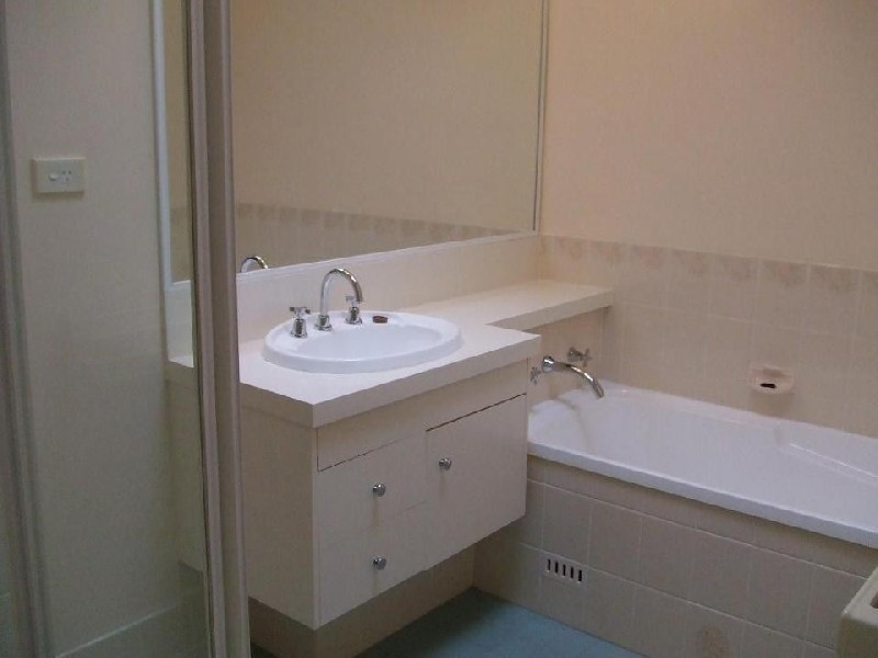 5 Yeldah Crescent, Horsley NSW 2530