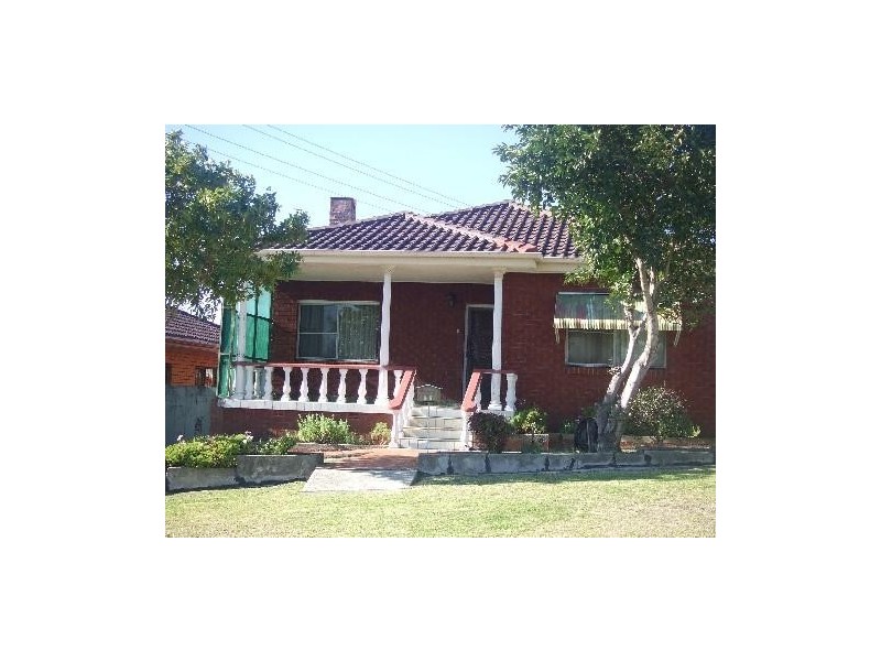 56 Third Avenue, Port Kembla NSW 2505