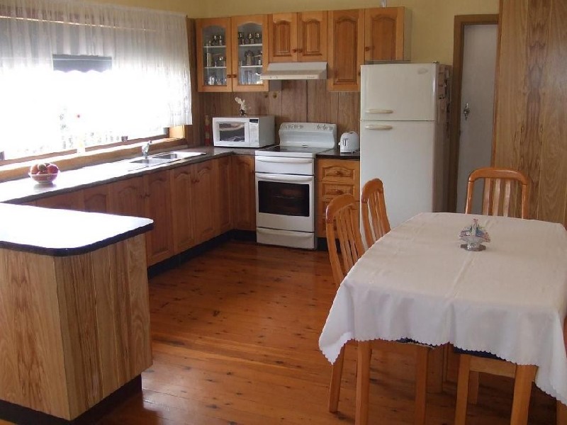 60 Flagstaff Road, Warrawong NSW 2502
