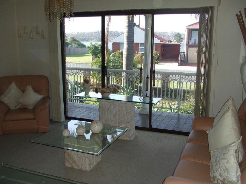 67 Lakeview Parade, Primbee NSW 2502