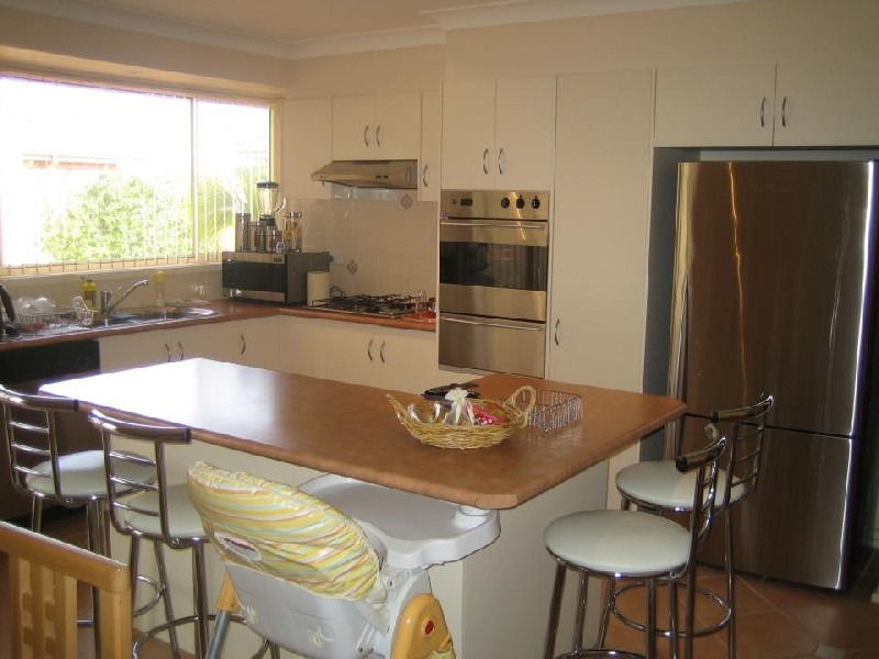 5  Medlow Way, Albion Park NSW 2527