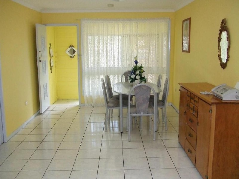 25 Kaylaur Crescent, Albion Park Rail NSW 2527