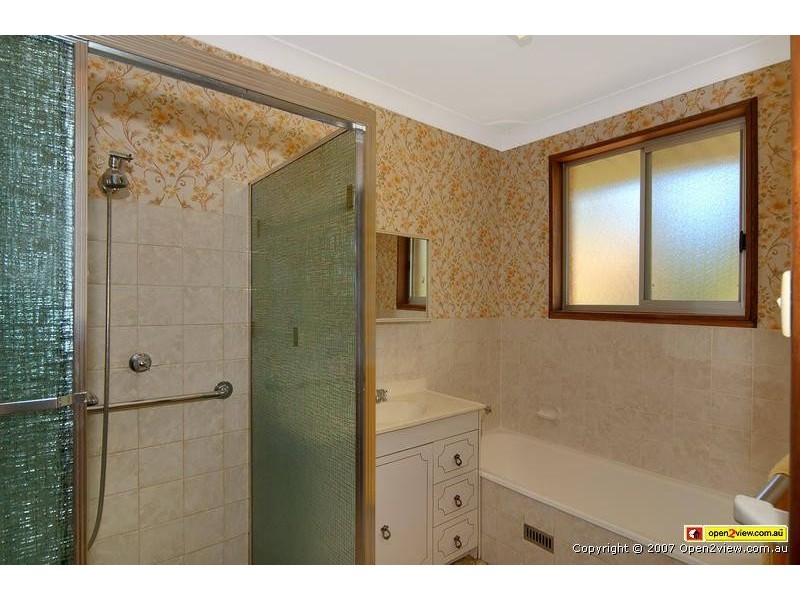 28 Vista Avenue, Farmborough Heights NSW 2526