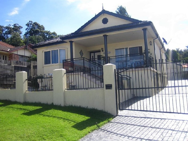 Coniston NSW 2500