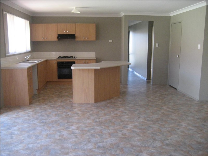 26 Southerncross Blvd, Shell Cove NSW 2529