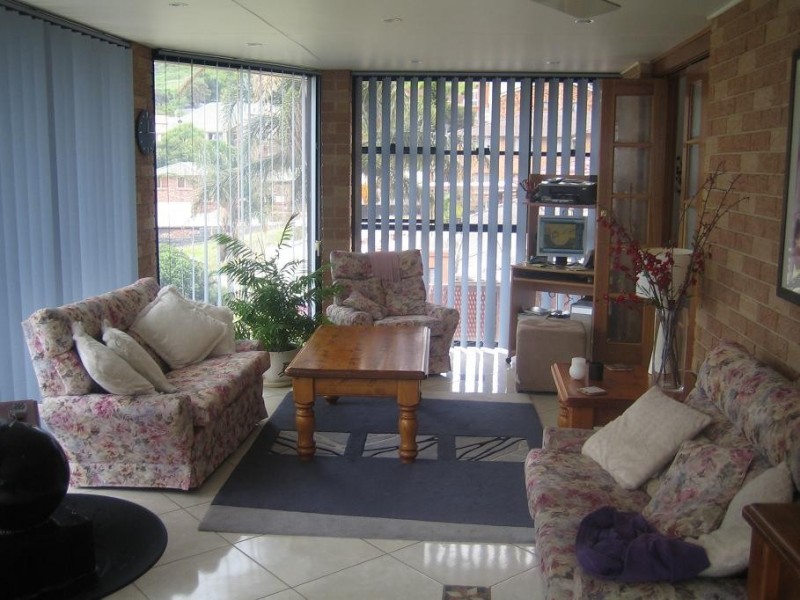 48 Shearwater Drive, Berkeley NSW 2506