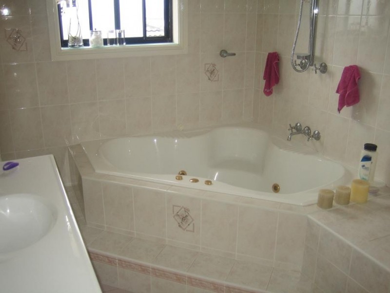 48 Shearwater Drive, Berkeley NSW 2506