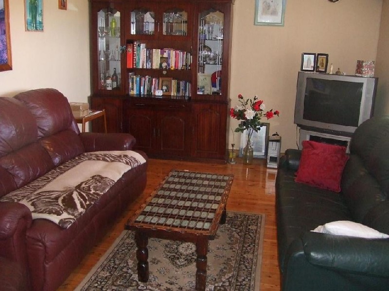 60 Flagstaff Road, Warrawong NSW 2502