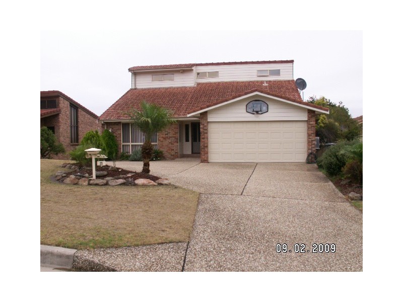 15 Surfside Drive, Port Kembla NSW 2505