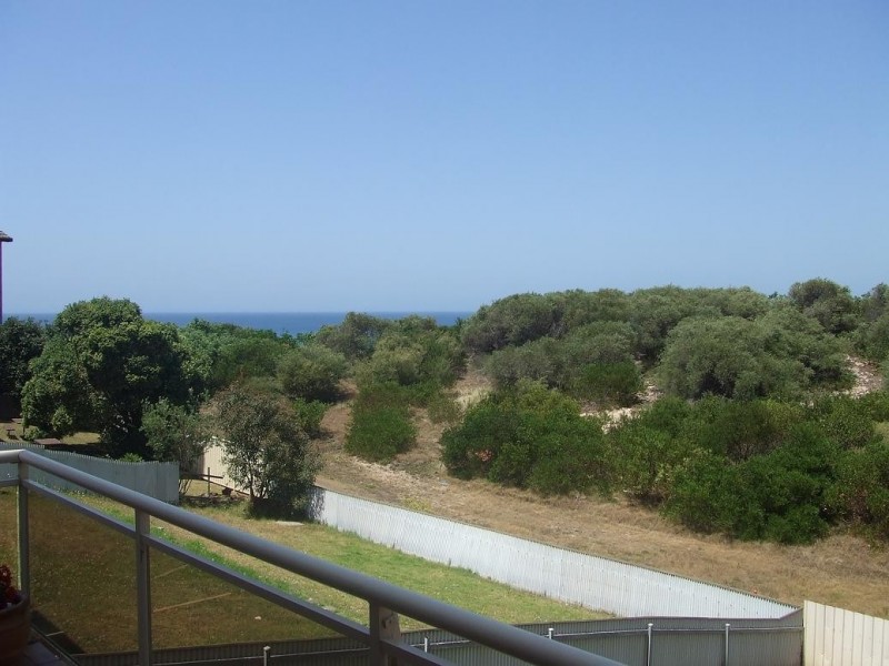 15 Surfside Drive, Port Kembla NSW 2505