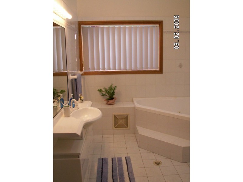 15 Surfside Drive, Port Kembla NSW 2505