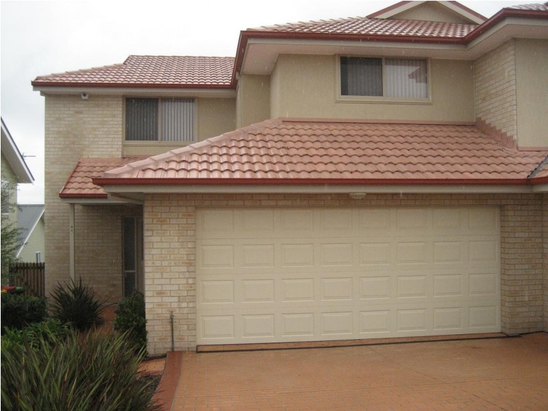 8b Adam Murray Way, Flinders NSW 2529