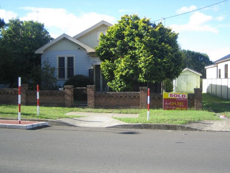 6 Balgownie Road, Fairy Meadow NSW 2519