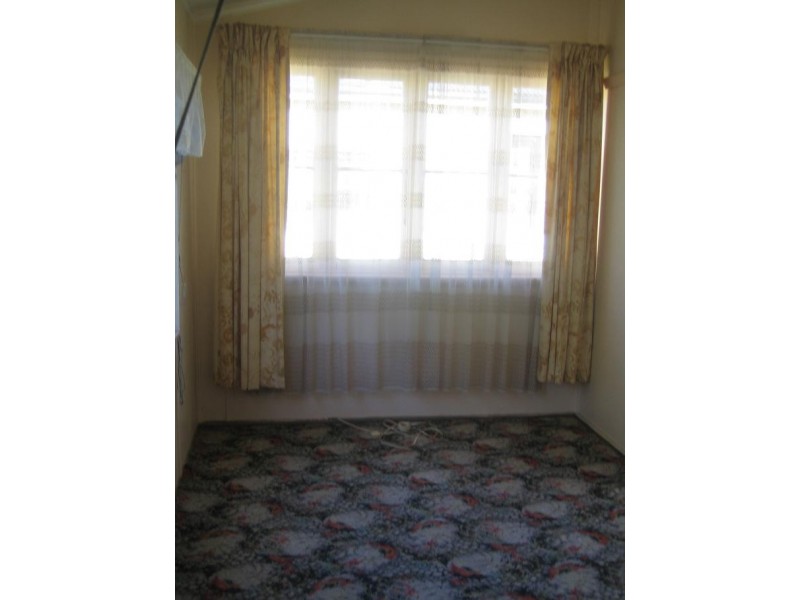 6 Balgownie Road, Fairy Meadow NSW 2519