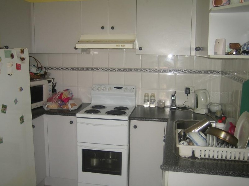 72 Weringa Avenue, Lake Heights NSW 2502