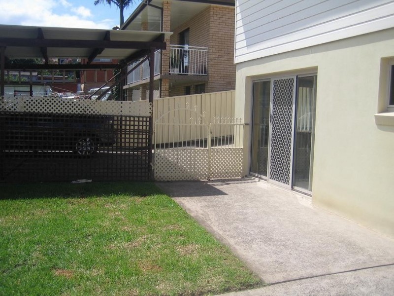 72 Weringa Avenue, Lake Heights NSW 2502