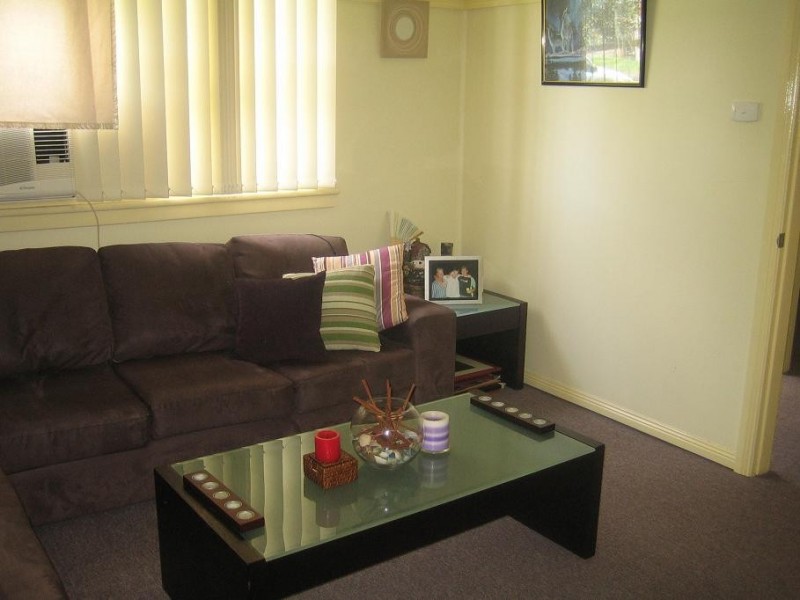 Lake Heights NSW 2502