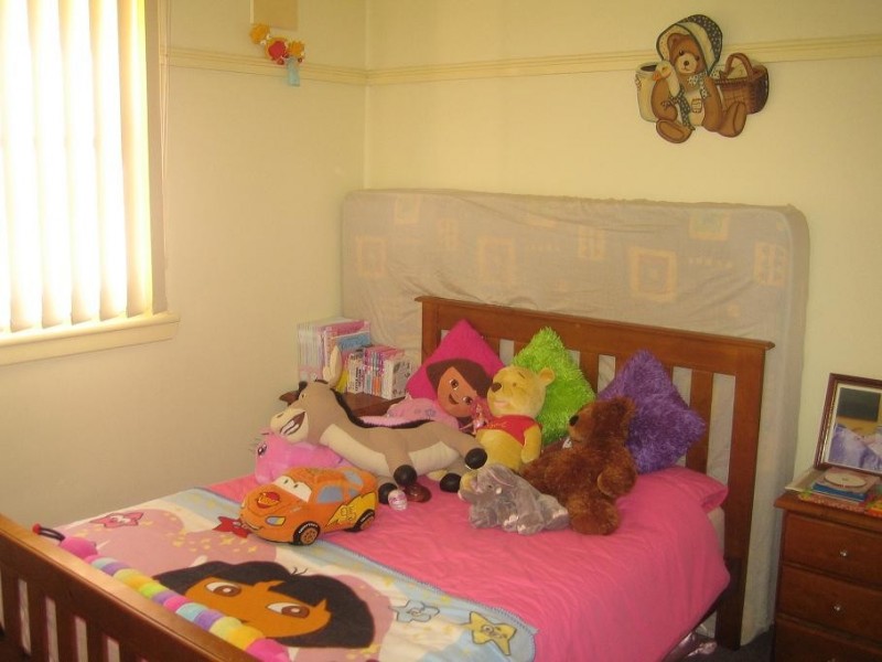 Lake Heights NSW 2502