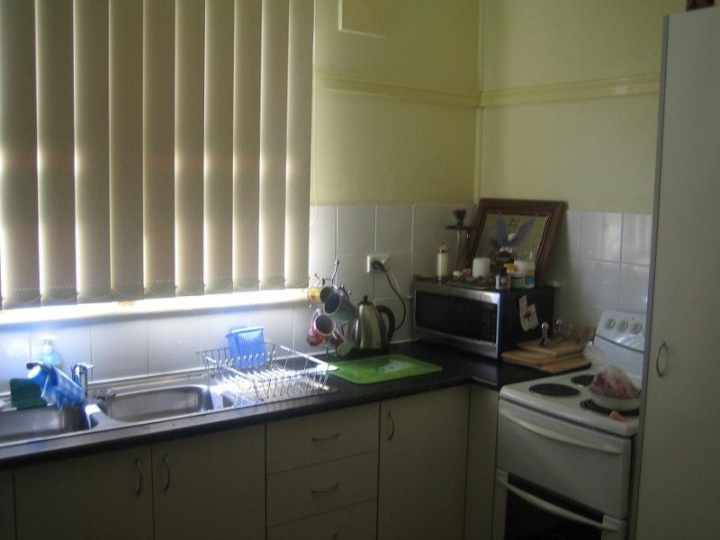 Lake Heights NSW 2502