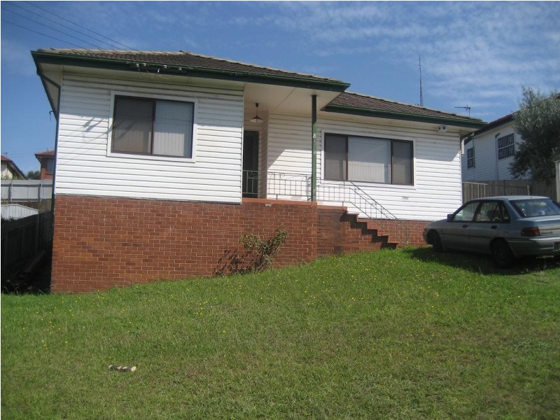 8 Barbara Avenue, Warrawong NSW 2502