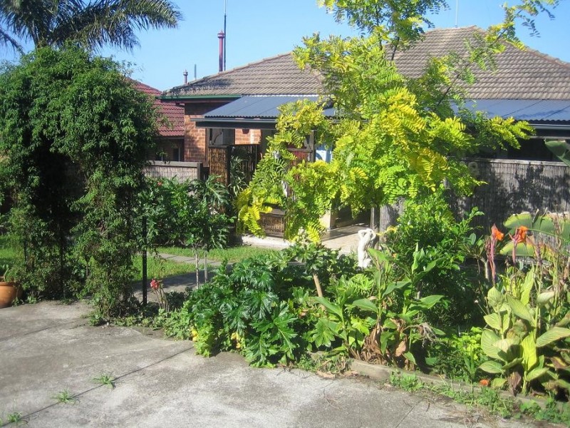 10 Lee Street, Warrawong NSW 2502